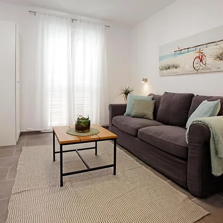 Santa Cruz Apartman Supetar