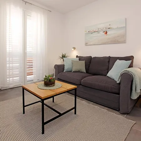 Apartment Santa Cruz Supetar