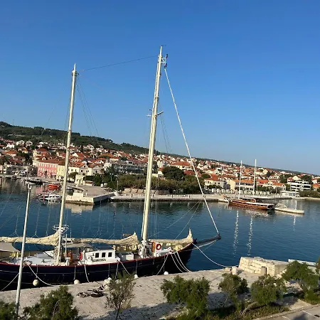 Apartman Santa Cruz Supetar